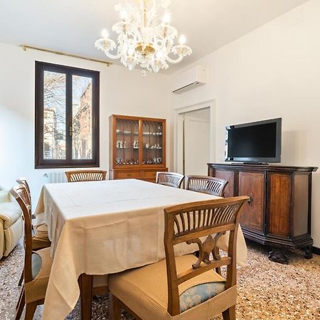 Del Remer Apartment - 5Mins From San Marco Sq Venise Extérieur photo