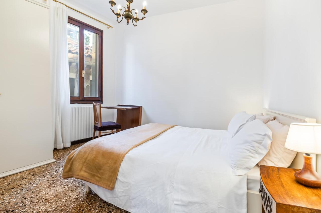 Del Remer Apartment - 5Mins From San Marco Sq Venise Extérieur photo