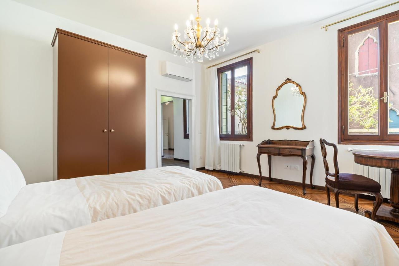 Del Remer Apartment - 5Mins From San Marco Sq Venise Extérieur photo
